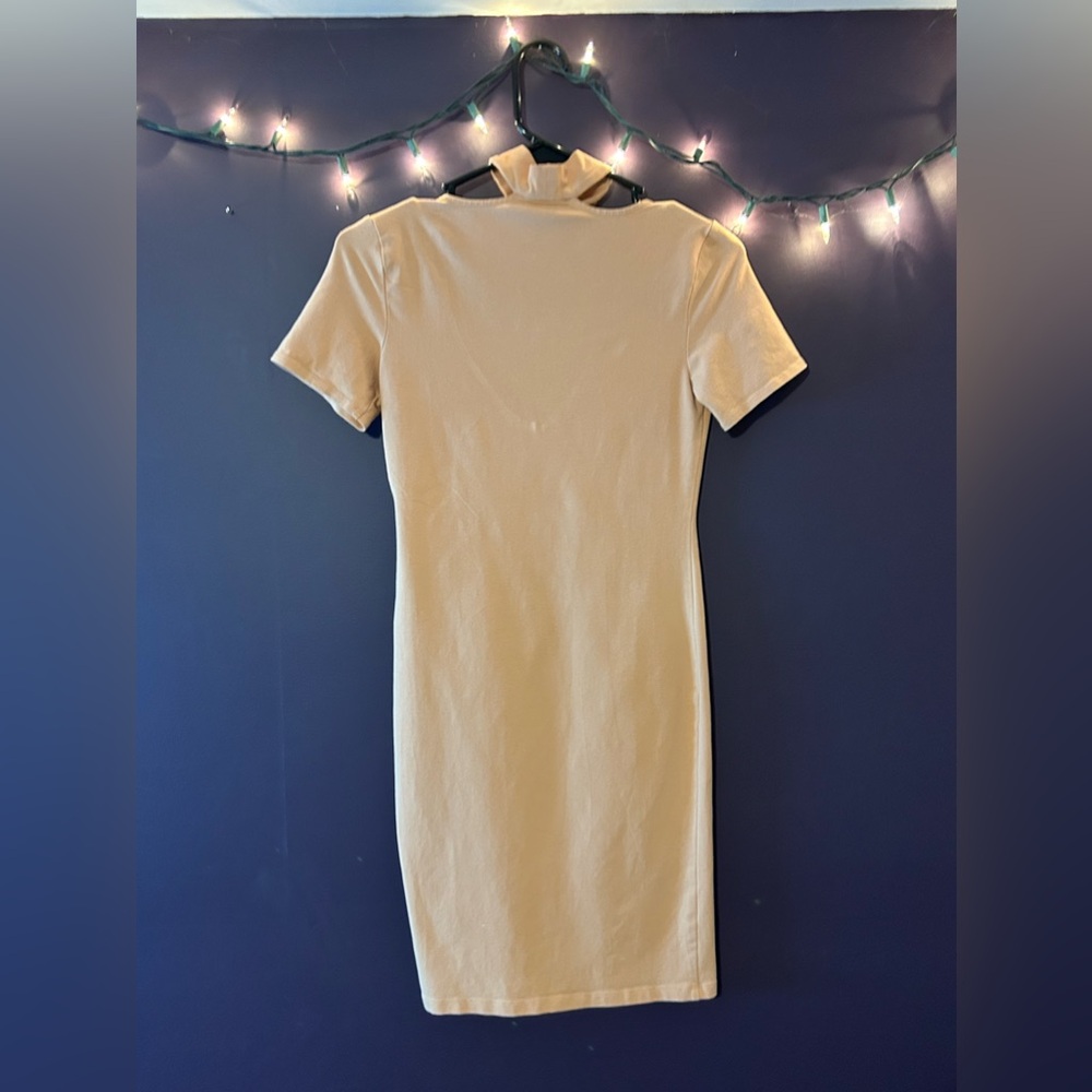 Collar bodycon dress